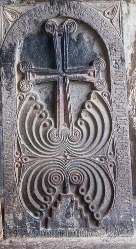 Khatchkar monatere de haghpat forme de dwennimmen