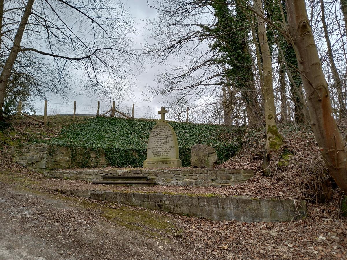 Sohan 1944 rene lange monument