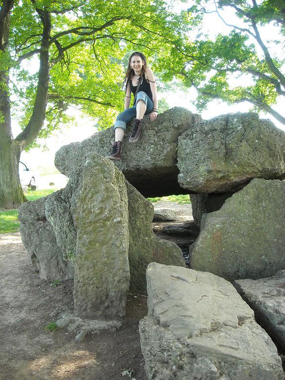 Weris dolmen ja